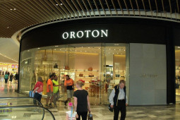 Oroton Eastland